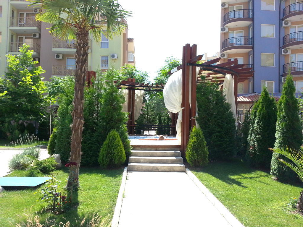 Menada Harmony Suites Apartments サニービーチ エクステリア 写真